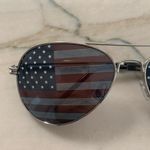 Patriotic American Flag Aviator Sunglasses Red Photo 3