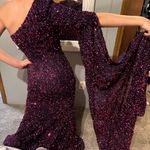 Sparkling Merlot. Small/Medium Photo 1