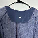 Women's Lululemon Size 6 Blue Striped Long Sleeve Athletic Basic Lightweight Photo 3