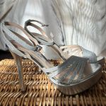 Sparkly Silver Heel Size 6.5 Photo 1