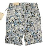NYDJ SIZE 4 Stretchy Knee Length Floral Print Lift & Tuck Briella Denim Shorts Photo 2