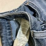 Lee  Women's Capri Jeans Mid Rise Zip Blue Denim Five-Pocket Leather Patch​​ Photo 2