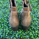 Baretraps  women Combat Boots, size 9M Photo 4