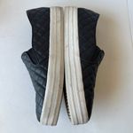 Skecher Street Quilted Womens Shoes Size 8.5 Black Slip on Sneaker Comfort Norm Photo 5