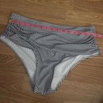 Cupshe Black & White Stripe Swim Bottoms Size Large Photo 2