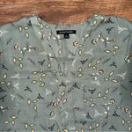 41 Hawthorn Mossy Green Floral Women's Blouse Size M Photo 7