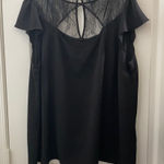 City Chic FINAL MARKDOWN Ladies’  Lace-trimmed Top (L/20) Photo 0