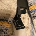 Forever 21  long sleeve cardigan is a size Small. Photo 2