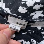 Garage Floral Criss Cross Back Crop Top in Black/White - Large, Short Sleeve Photo 12