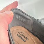 Clarks Collection Women's Leather Block Heel Side Zip Pumps Heels Taupe Size 8M Photo 9