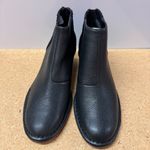 Clarks  women's spiced ruby boot Photo 1