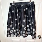 Modcloth  Falling For Winter ALine Skirt Black White Snowflake ALine Skirt 12 NWT Photo 7