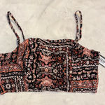 VICI  Top Crop Tie in Back  Photo 0