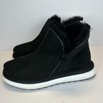 Bernie Mev Women's Sharlene Size 8.5 Black Shearling Cozy Ankle Booties NWOB Photo 2