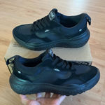 Vans UltraRange Neo VR3 Shoe Women 9.0 US Mens 7.5 US Photo 0