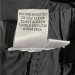 Ulla Popken Black Cargo Capri Pants Size 20/22 Pockets, Comfort & Wearability Photo 3