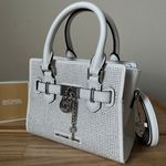 Michael Kors Purse Photo 1