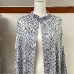 Kimchi Blue  Urban Outfitters Blue & White Printed Kimono Open Jacket M/L Boho Photo 1