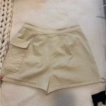 L'Academie  Ashlia Stretch Cream Mini Skirt Photo 6