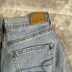 American Eagle  Mom Shorts‎ Sz 2 Stretch Denim Distressed Cuffed Festival Hippie Photo 2