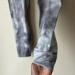 Nike  The One Gray Tie Dye Tight Fight Leggings Size Small Photo 4