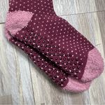 Cuddl Duds  Burgundy and Pink Patterned No Slip Socks NWT (Size 4-10) Photo 2