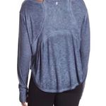 Free People  Top Womens XS Zenith High Low Tee Blue Thumbhole Ribbed FP Movement Photo 1