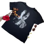 Old Navy Tupac Shakur hip hop Rapper praying hands graphic tee Photo 5