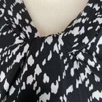 Jones New York  Sz XL Geometric Print Long Sleeve Knot Neck Blouse Black White Photo 2
