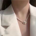 Elegant Camellia & White Faux‎ Pearl Necklace Female Clavicle Personality Luxury Photo 9