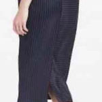 Banana Republic  NWT navy pinstripe pencil skirt size 2 Photo 0