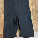 Old Navy  Maternity Extra High Rise Powersoft biker shorts Photo 0