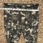 Athleta  Lightning Camo 7/8 Tight Green Small Leggings Photo 6