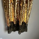 NEW Marchesa Notte Sequin V Photo 8