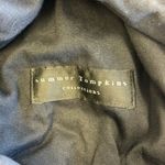 Summer Tompkins velvet bucket hat. Black Photo 2