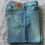 Levi's NWT Women's 94 Baggy Jean Shorts Photo 1