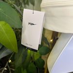 Nike  YOGA Women’s Sports Bra NWT Size 1X- not padded Photo 4