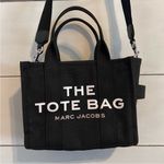 Marc Jacobs MARC JACOB The Tote Bag Small. Photo 0