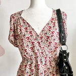 Max Studio  Floral Wrap Top, Cottagecore Boho Chic‎ Romantic Feminine Medium Photo 0