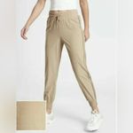 Athleta Brooklyn textured joggers in windowpane taupe Photo 1