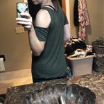 Hippie Rose Open shoulder‎ top Photo 1