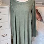 easel Comfy Dress Long Sleeve Los Angeles Green Photo 1