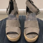 Universal Threads Wedges Photo 1