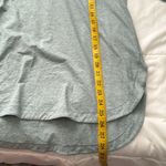 Athleta Uptempo Top Long Sleeve Curved Hem Active LS Tee Green Heather Size M Photo 6