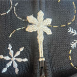 VTG Designs Original Studio 'Joy' Embroidered Snowflake Sweater Vest: Size LARGE Black Photo 3
