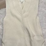 H&M Sweater Vest Photo 0