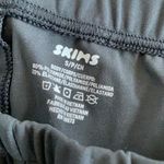 SKIMS New  leggings  Photo 2