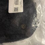 Lululemon NWT  Everywhere Fleeced Belt Bag Black Photo 7
