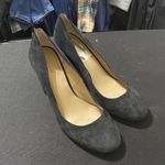 Ann Taylor  MADE IN ITALY NAVY LEATHER SUEDE SHOES Approx 4” Heel. CLEAN Photo 7