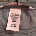 Victoria's Secret Victoria’s Secret “Love” grey T-shirt New Photo 6